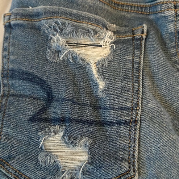 American Eagle Jean Shorts - Picture 7 of 9
